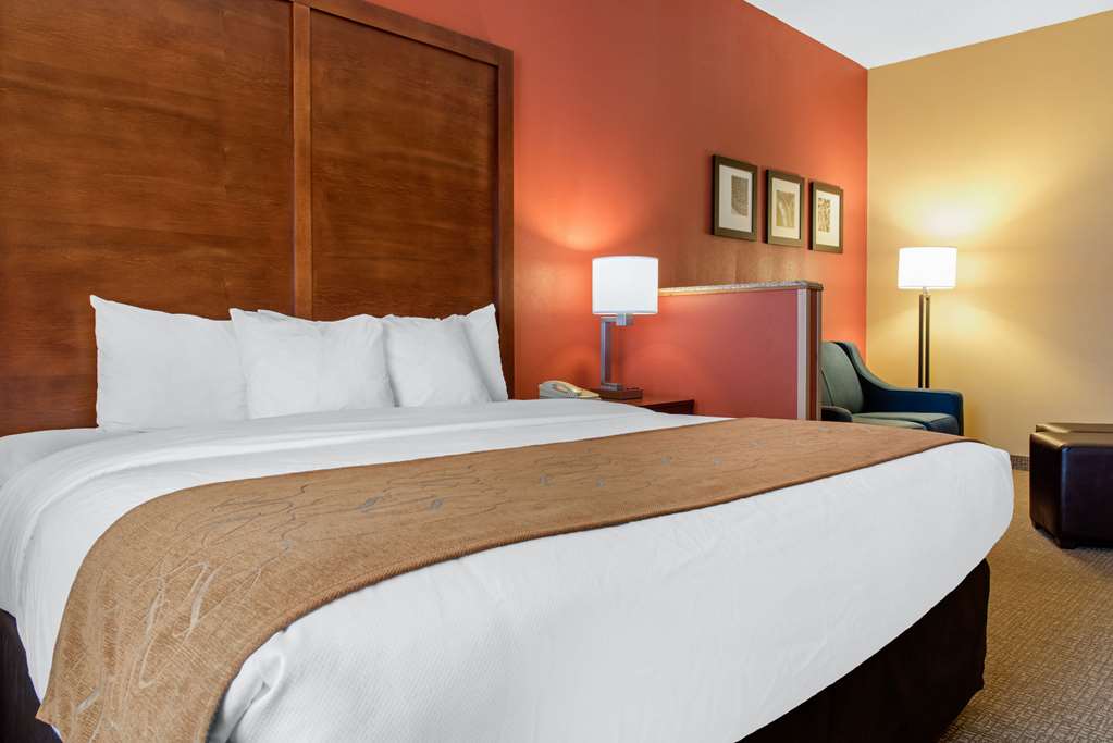 comfort suites louisville airport