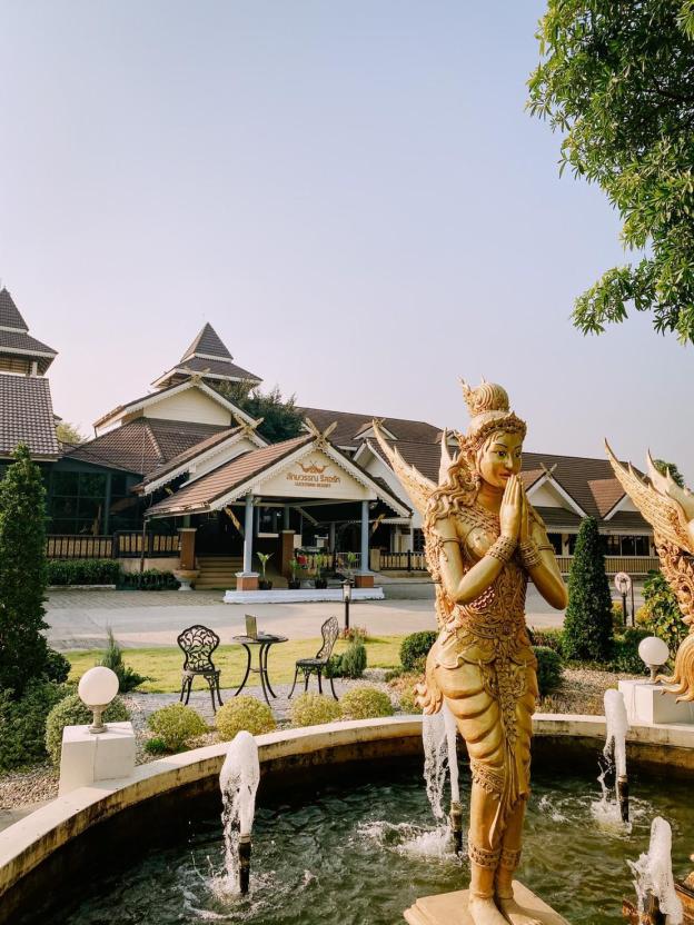 luckswan resort
