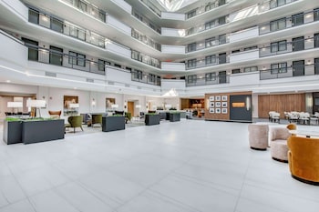 Embassy Suites Louisville East,Louisville>>Hurstbourne,4 star