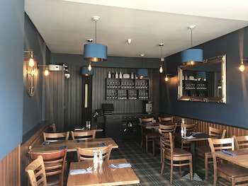 Aberdour Hotel, Stables Rooms & Beer Garden,Auchtertool>>Aberdour,3 star