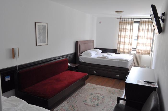 hotel komovi