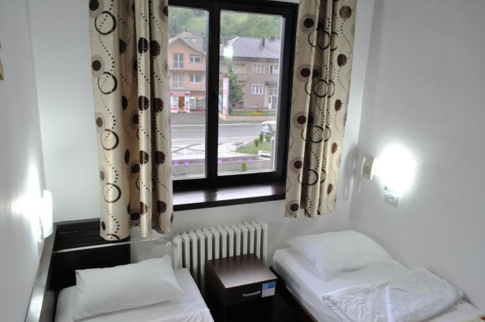 hotel komovi