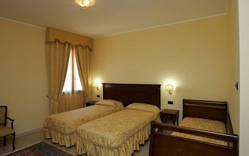 La Madonnina,Budduso>>Badesi,3 star