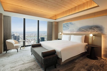 the osaka station hotel autograph collection