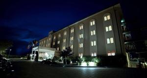 best western grand hotel guinigi