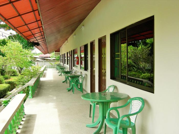 the golddiggers resort phuket