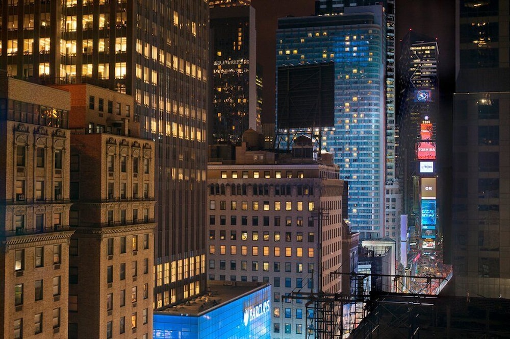 the manhattan at times square