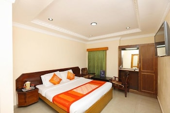 hotel gurupriya