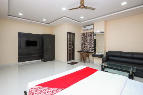 suvarna suites
