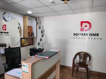 silverkey executive stays 20018 d square omr