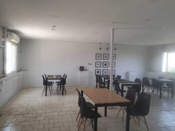 silverkey executive stays 20018 d square omr