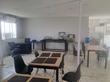 silverkey executive stays 20018 d square omr