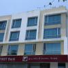 silverkey executive stays 20018 d square omr
