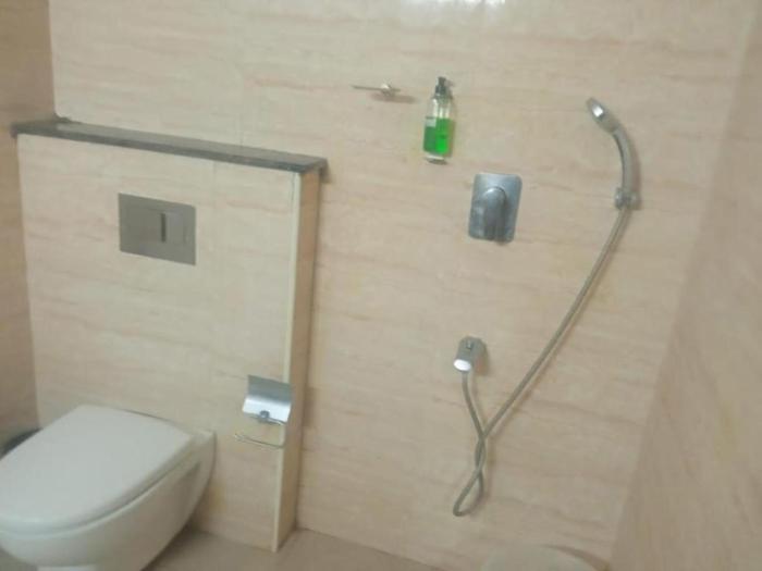 silverkey executive stays 20018 d square omr