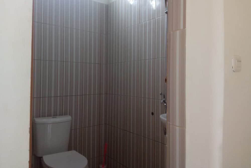 oyo 93569 fathir homestay syariah