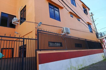 oyo 93664 homestay purirano