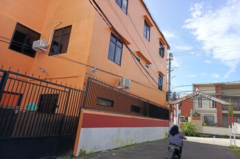 oyo 93664 homestay purirano