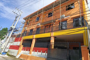 oyo 93664 homestay purirano