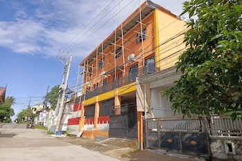 oyo 93664 homestay purirano