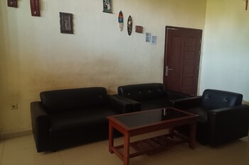 oyo 93664 homestay purirano