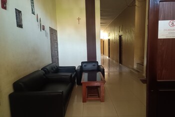 oyo 93664 homestay purirano