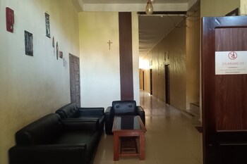 oyo 93664 homestay purirano