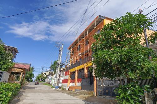 oyo 93664 homestay purirano