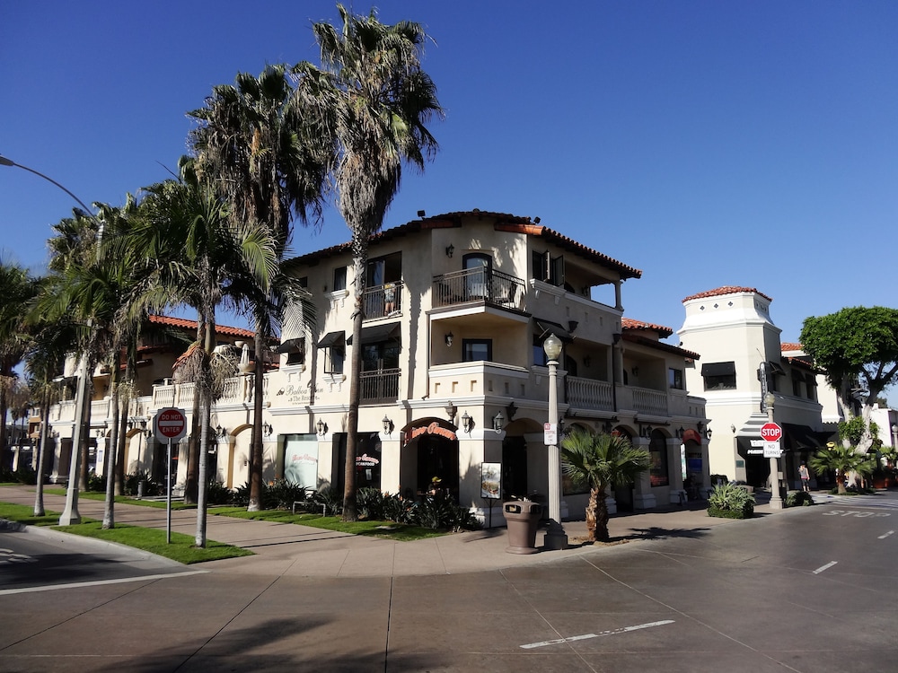 balboa inn on the beach