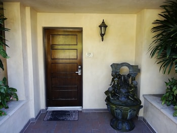 balboa inn on the beach