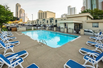 comfort inn fallsview