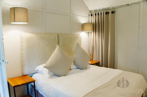 Pleasant Places By Sanaandi,On A River,3 star