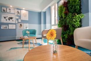 Hotel Univers,Vieille Ville>>Nice,4 star
