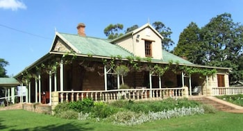 old halliwell country inn