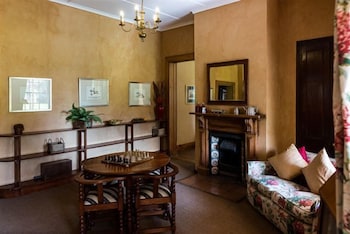 old halliwell country inn