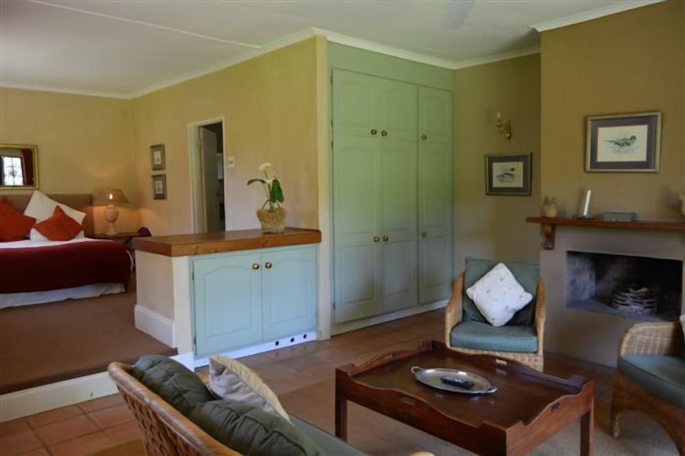 old halliwell country inn