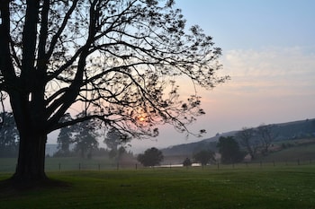 old halliwell country inn