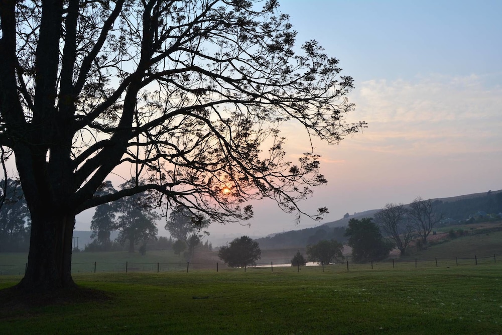 old halliwell country inn