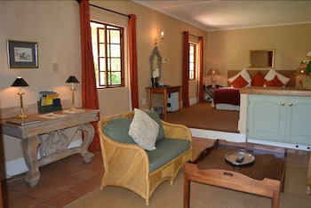 old halliwell country inn