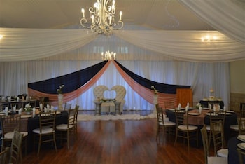 old halliwell country inn