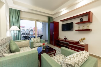 oyster bay beach suites