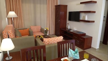 oyster bay beach suites