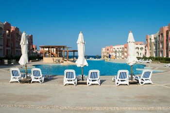 oyster bay beach suites