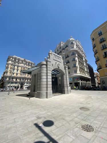 hostal mh fuencarral