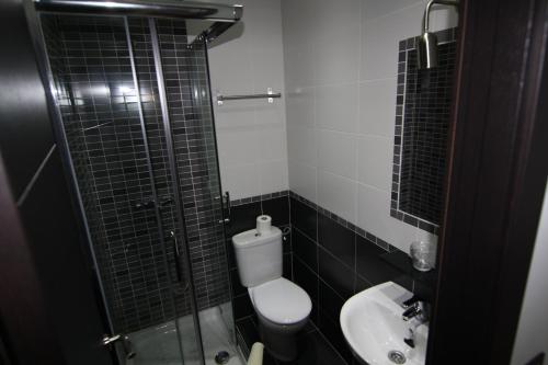 hostal mh fuencarral