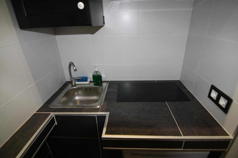 hostal mh fuencarral