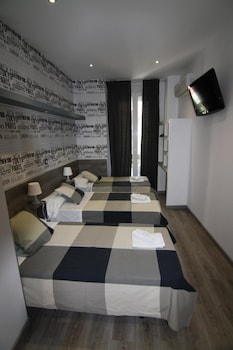 hostal mh fuencarral
