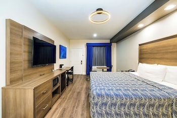 palace inn blue edgebrook