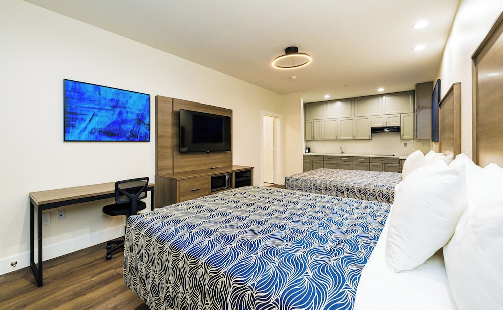 palace inn blue edgebrook