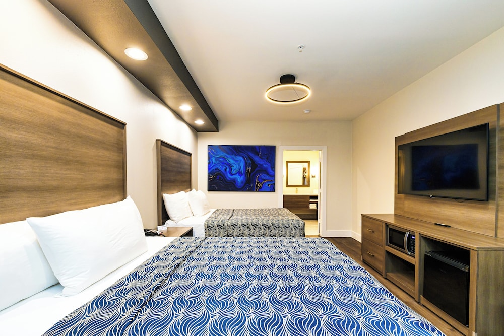 palace inn blue edgebrook