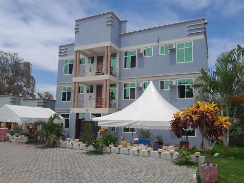 palazzo garden resort matema